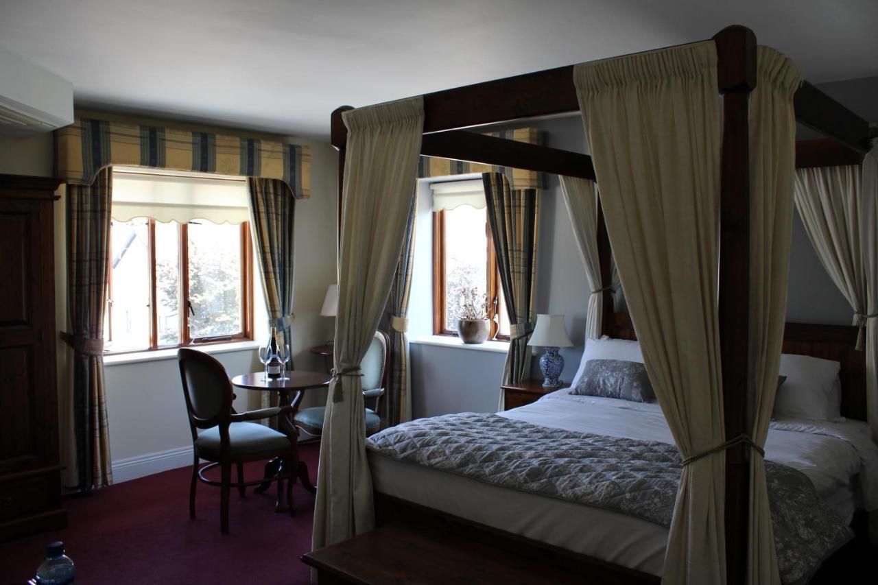 Coach House Hotel Sligo Ballymote Exterior foto