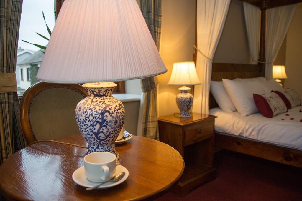 Coach House Hotel Sligo Ballymote Zimmer foto
